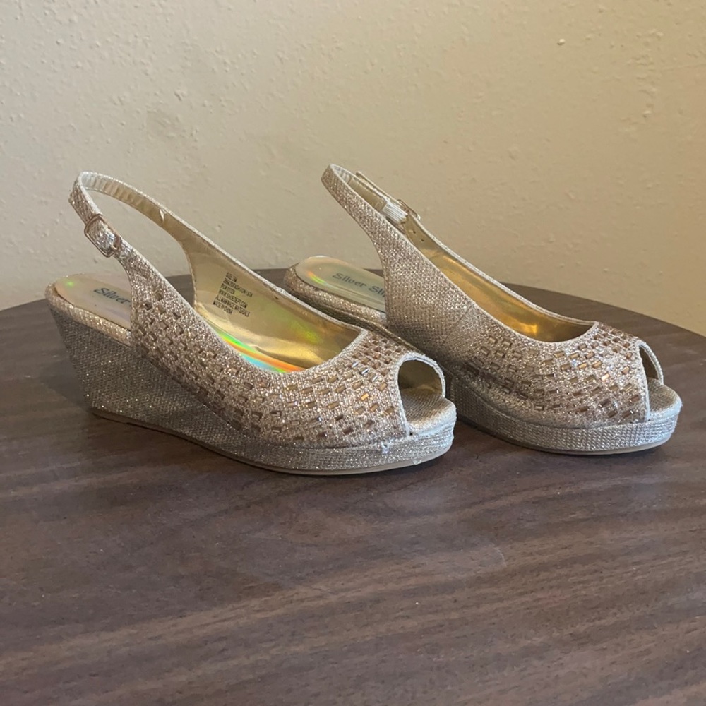 Girls heels